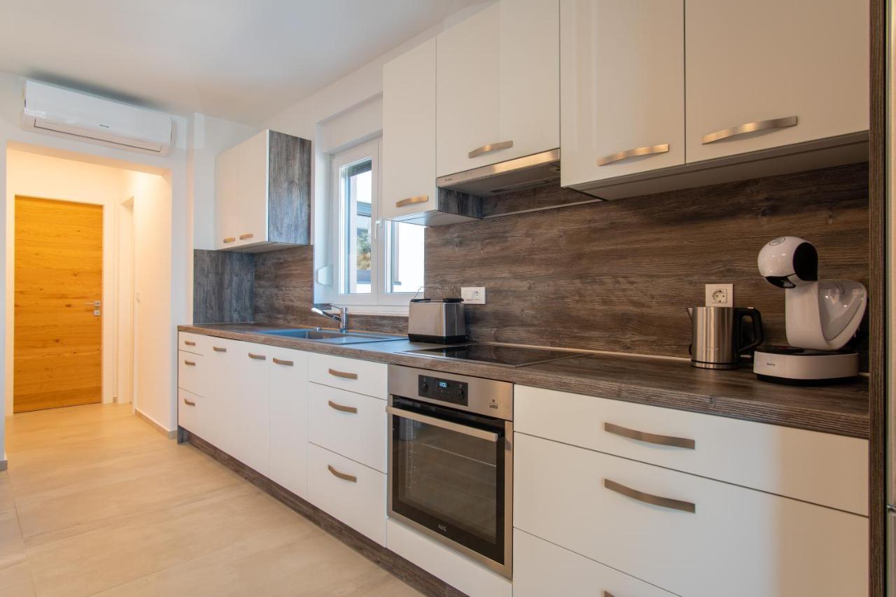 Apartments Mandre I Exterior photo